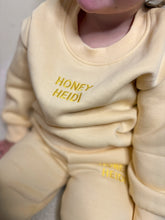 Load image into Gallery viewer, 💛Butter tracksuit