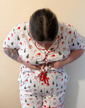 Load image into Gallery viewer, Adults, Hot cocoa and candy cane dreams