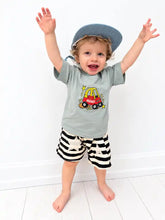 Load image into Gallery viewer, Star struck stripe shorts